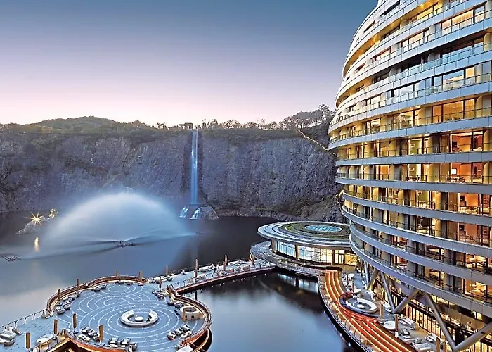 Intercontinental Hotels Shanghai Wonderland By Ihg